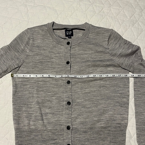 Gap 100% merino cardigan - Picture 7 of 7